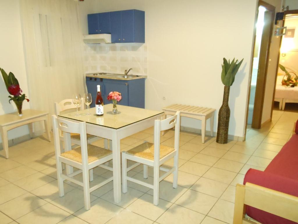 Jechrina Aparthotel Kato Daratso Quarto foto